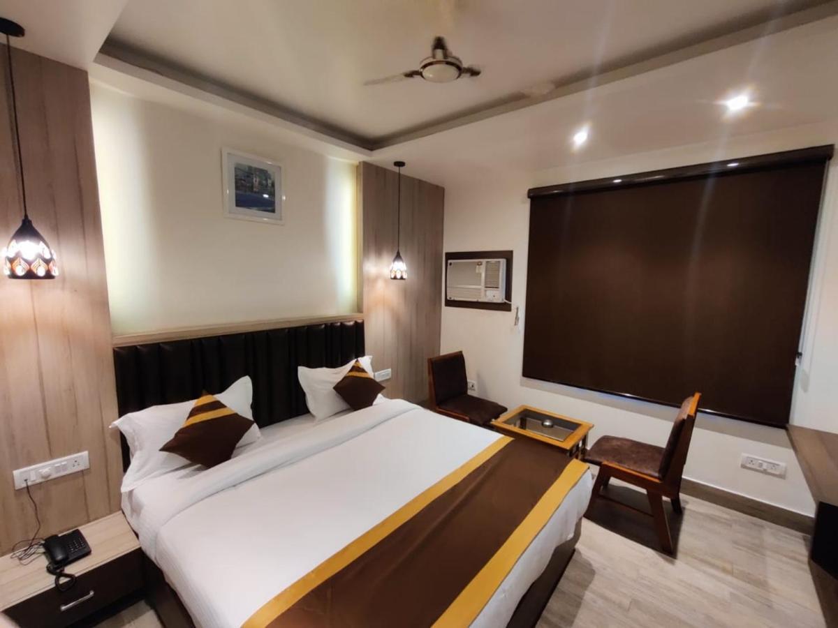 Hotel D Silverleaf Lakhnaú Exteriér fotografie